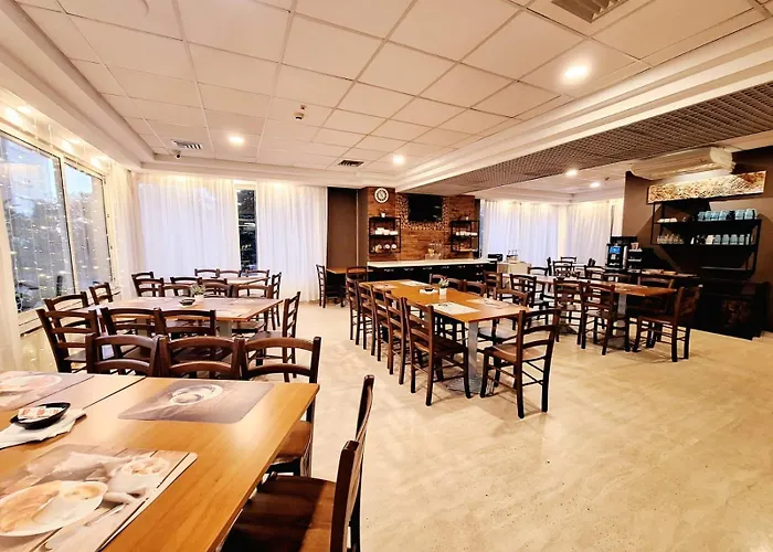 Scheppers Hotel&hostel 3*