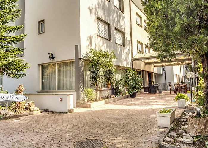 Scheppers Hotel&hostel Hotel