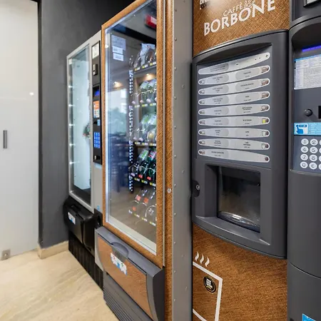 Scheppers Отель Рим